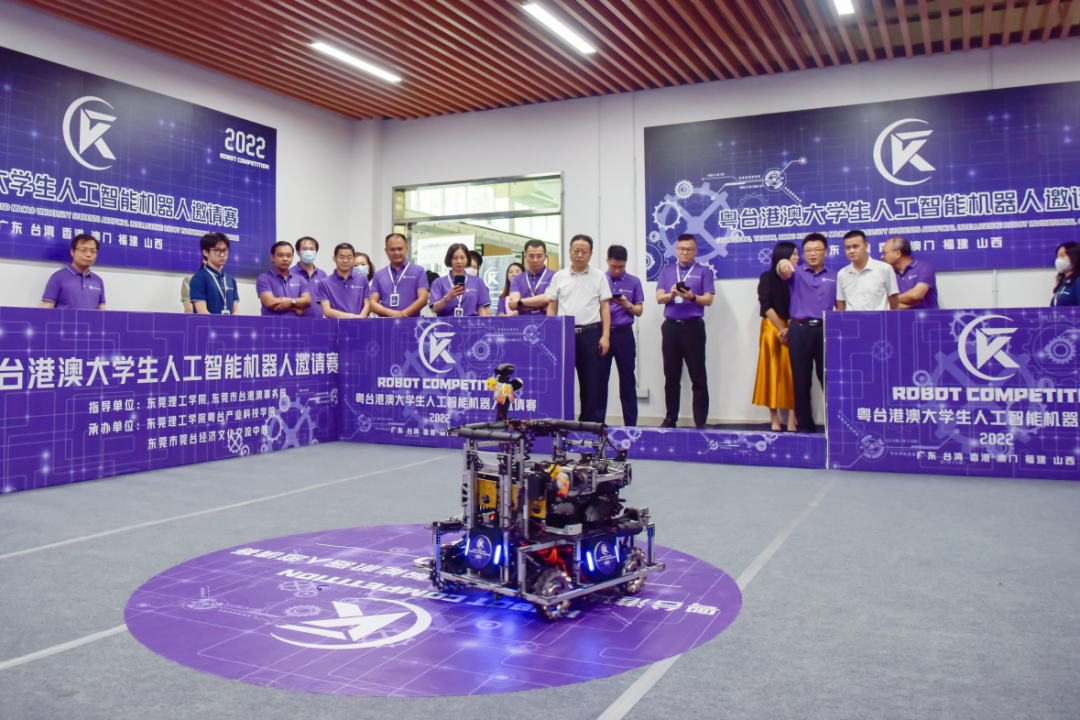 2022年6月受邀担任“粤台港澳高校人工智能机器人邀请赛”评委，j9娱乐科技抛出“校企合作”橄榄枝   2022年6月29号